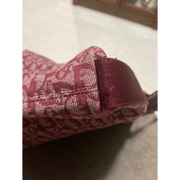 Christian Dior Burgundy Monogram Trotter Messenger Bag - Picture 4 of 16